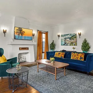 Visit The From A Historic Downtown - Nrp21-00092 Apartment Long Beach