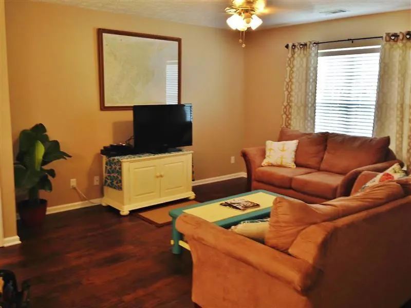 Clean And Cozy Savannah House Near Tybee Beaches! United States